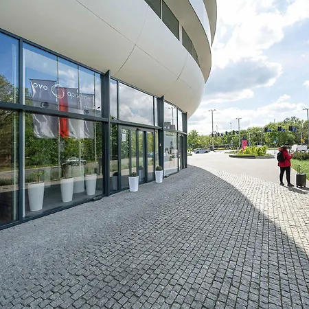 Apartment Klimatyczne Jasne W Sercu Wroclawia & Parking By Renters Wroclaw