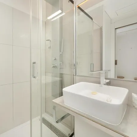 Apartment Klimatyczne Jasne W Sercu Wroclawia & Parking By Renters *